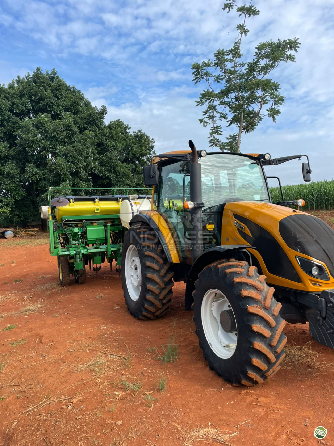 TRATOR VALTRA VALTRA A124 Tração 4x4 Agro Novaes Máquinas Agrícolas FERNANDOPOLIS SÃO PAULO SP